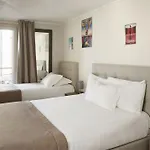 Des Congres Et Festivals 3* Κάννες