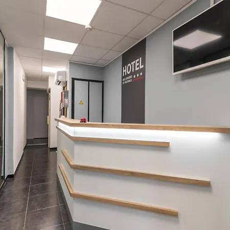 Hotell Des Congres Et Festivals 3*