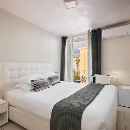 Des Congres Et Festivals 3* Cannes