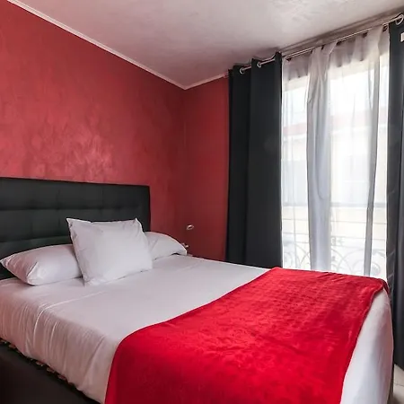 Des Congres Et Festivals 3* קאן