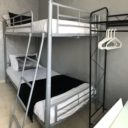 מלון Des Congres Et Festivals קאן