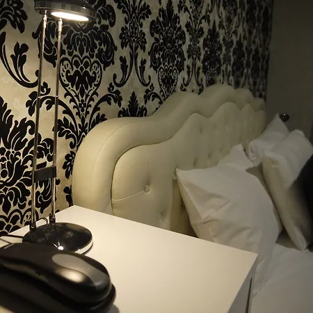 מלון Des Congres Et Festivals