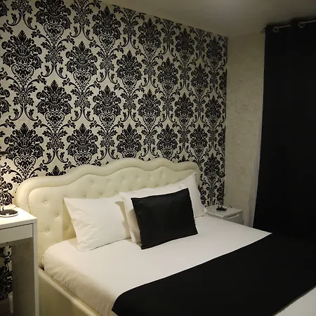 מלון Des Congres Et Festivals