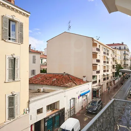 Des Congres Et Festivals Szálloda Cannes