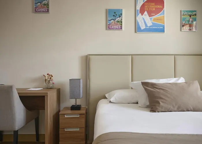 Des Congres Et Festivals Otel 3*